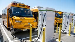Electric school bus mandates bring new costs for taxpayers, districts
